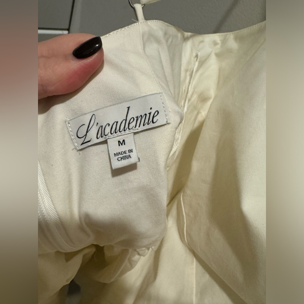 Only worn once! L’Academie by Marianna Simone Mini Dress in Ivory - M - Picture 9 of 9
